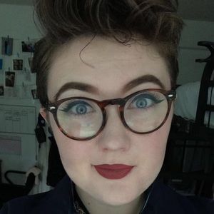 Meet your Posher, Sarah